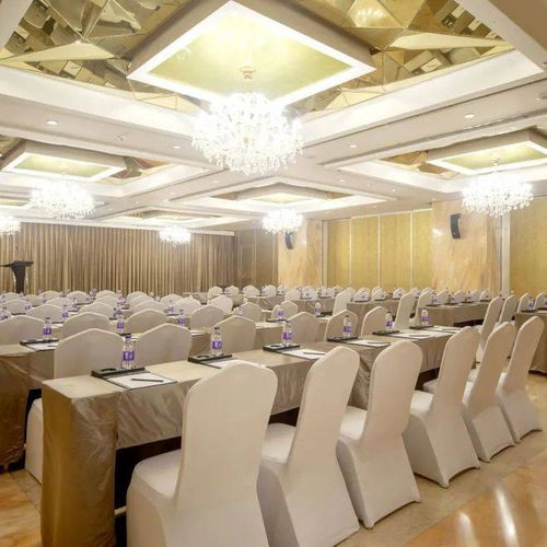荣誉时刻 酒店荣膺中外酒店白金奖“最佳会议会展酒店”